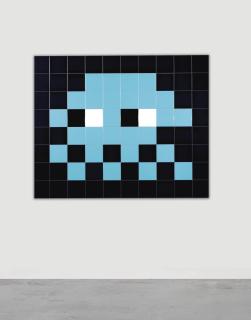 Invader - Big Blue Runner