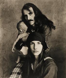 Irving Penn - \'Hippie Family (Kelly)\', San Francisco, 1967