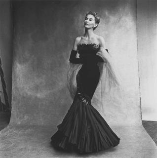 Irving Penn - Mermaid Dress (Rochas), Lisa Fonssagrives-Penn, Vogue, 1950