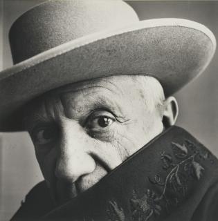 Irving Penn - Pablo Picasso At La Californie, Cannes