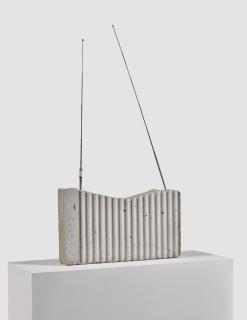 Isa Genzken - Weltempfänger (Raymond)