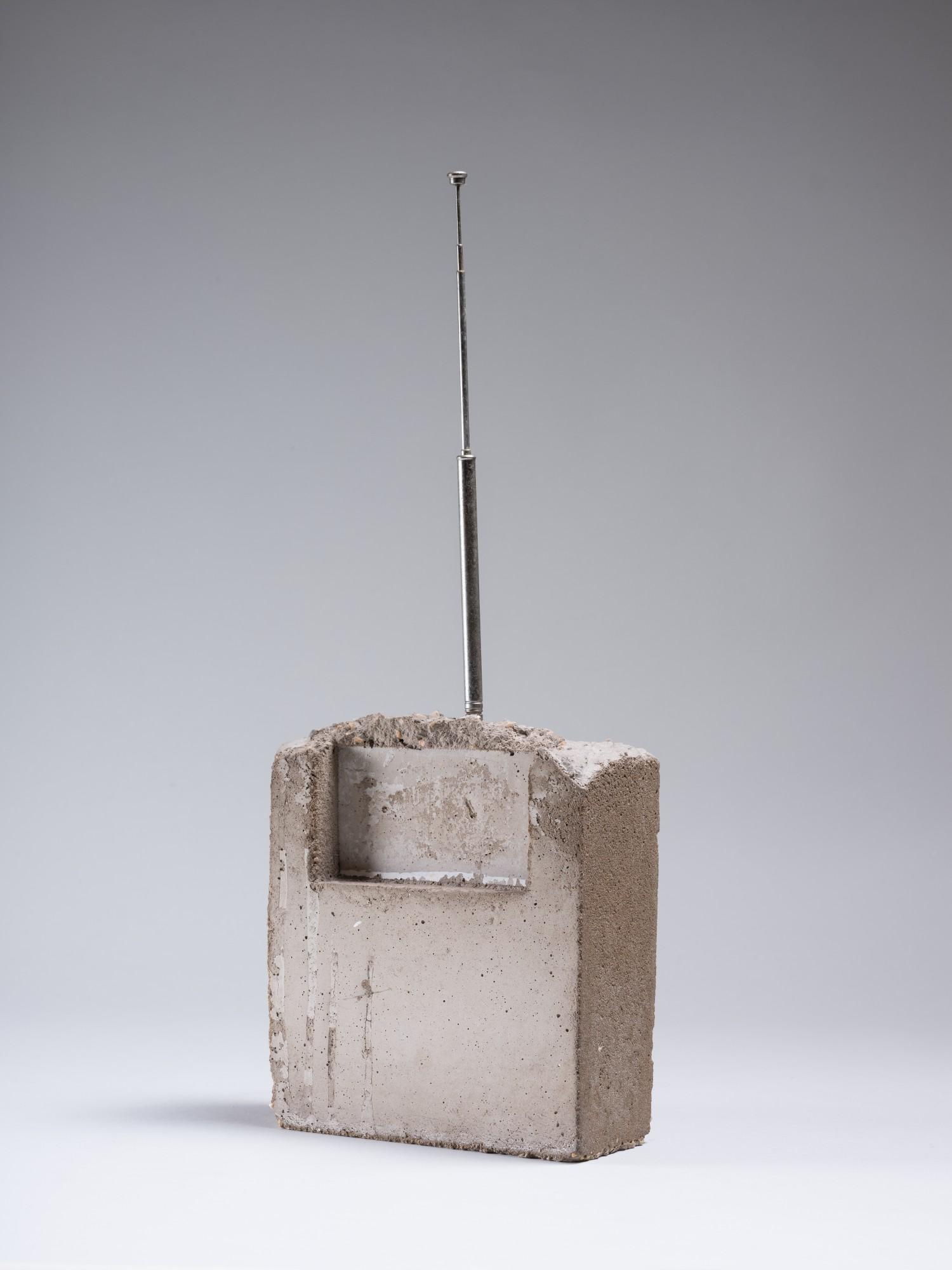 Isa Genzken - Weltempfänger ‘Weimar’