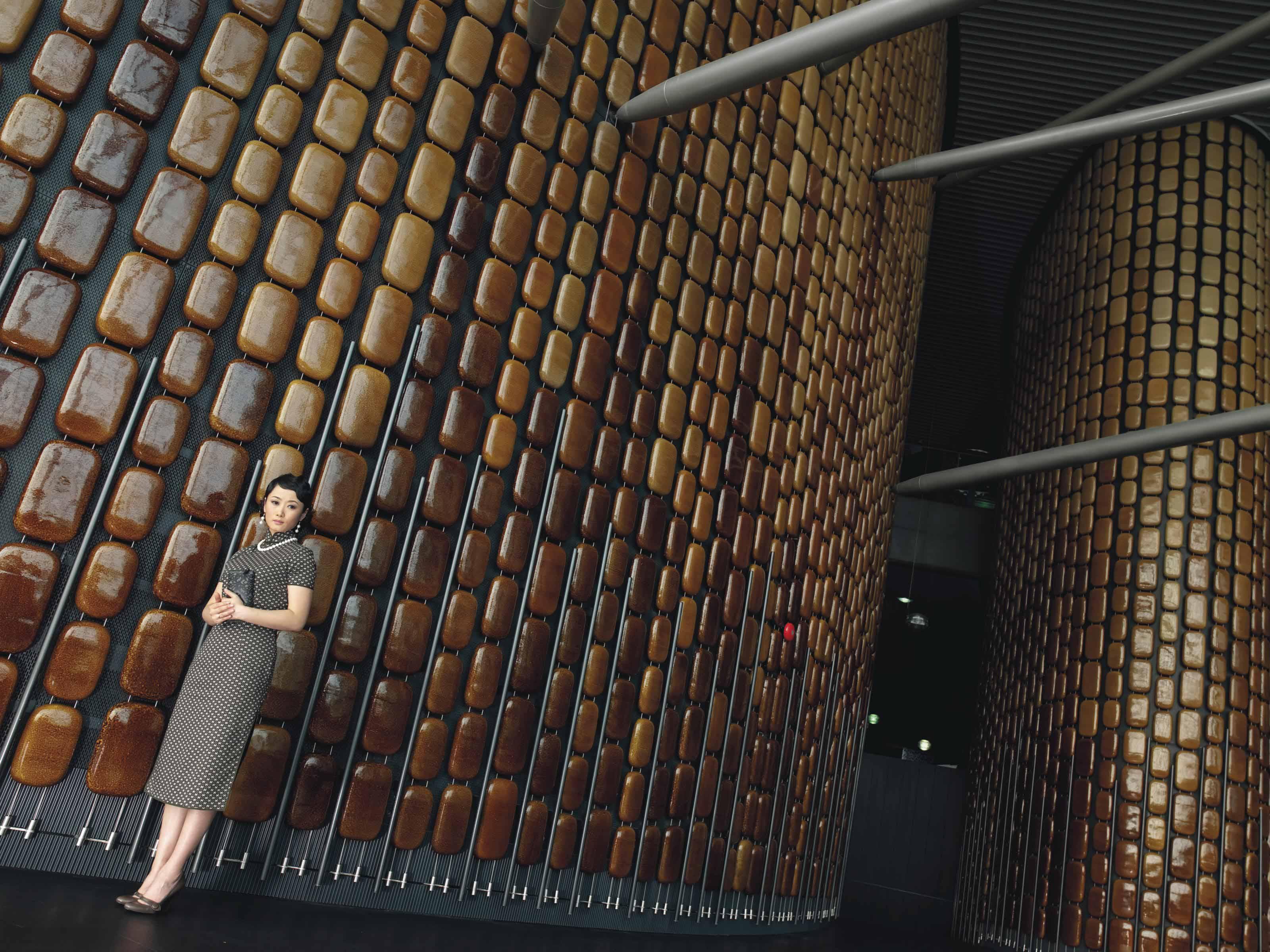 Isaac Julien - Chameleon (Ten Thousand Waves)