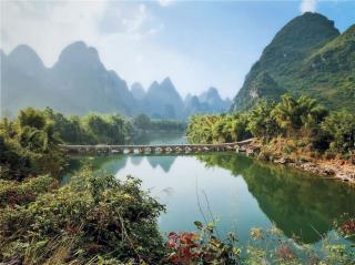 Isaac Julien - Yishan Island, The Bridge (Ten Thousand Waves)