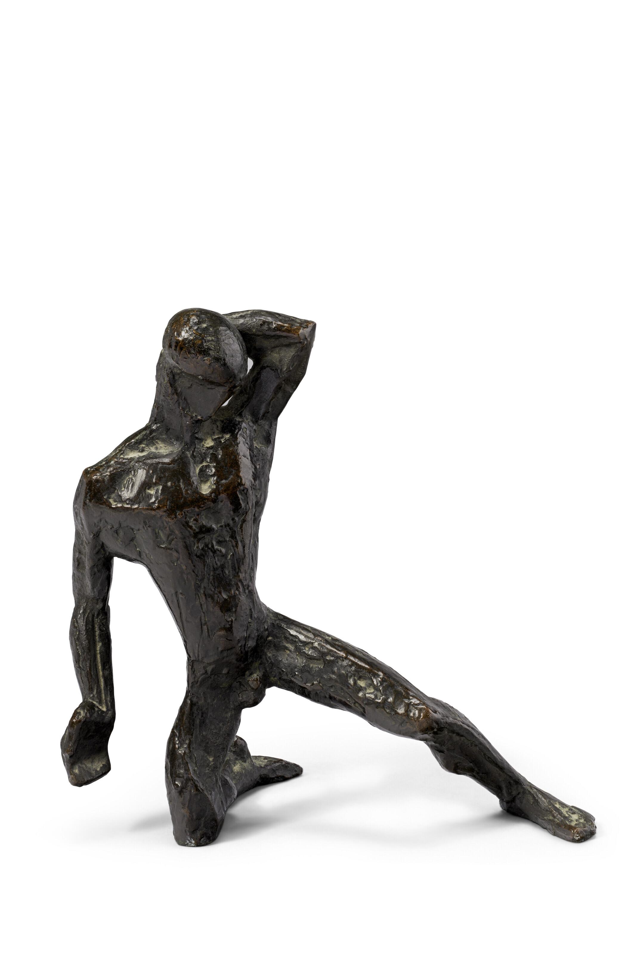 Isamu Noguchi - Man Kneeling