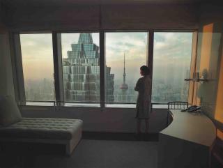 Issac Julien - Hotel (Ten Thousand Waves)