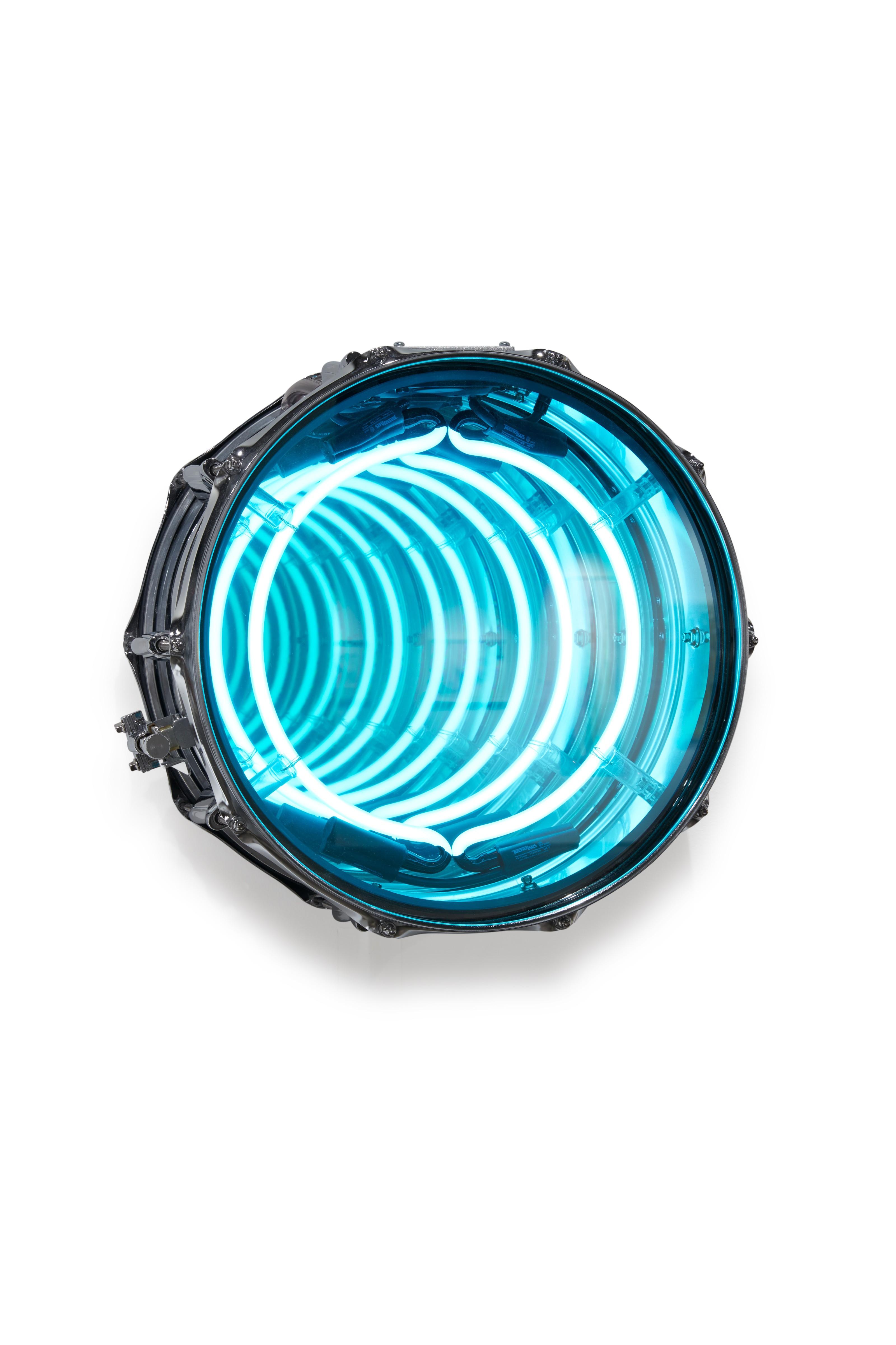 Iván Navarro - War Hole VI