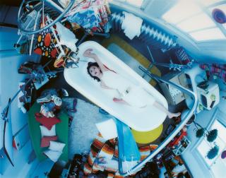 Izima Kaoru - Matsuyuki Yasuko wears Gucci