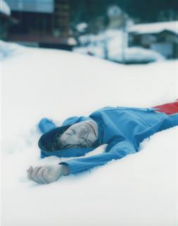 Izima Kaoru - Yuki Nae wears Jil Sander #253, 2000