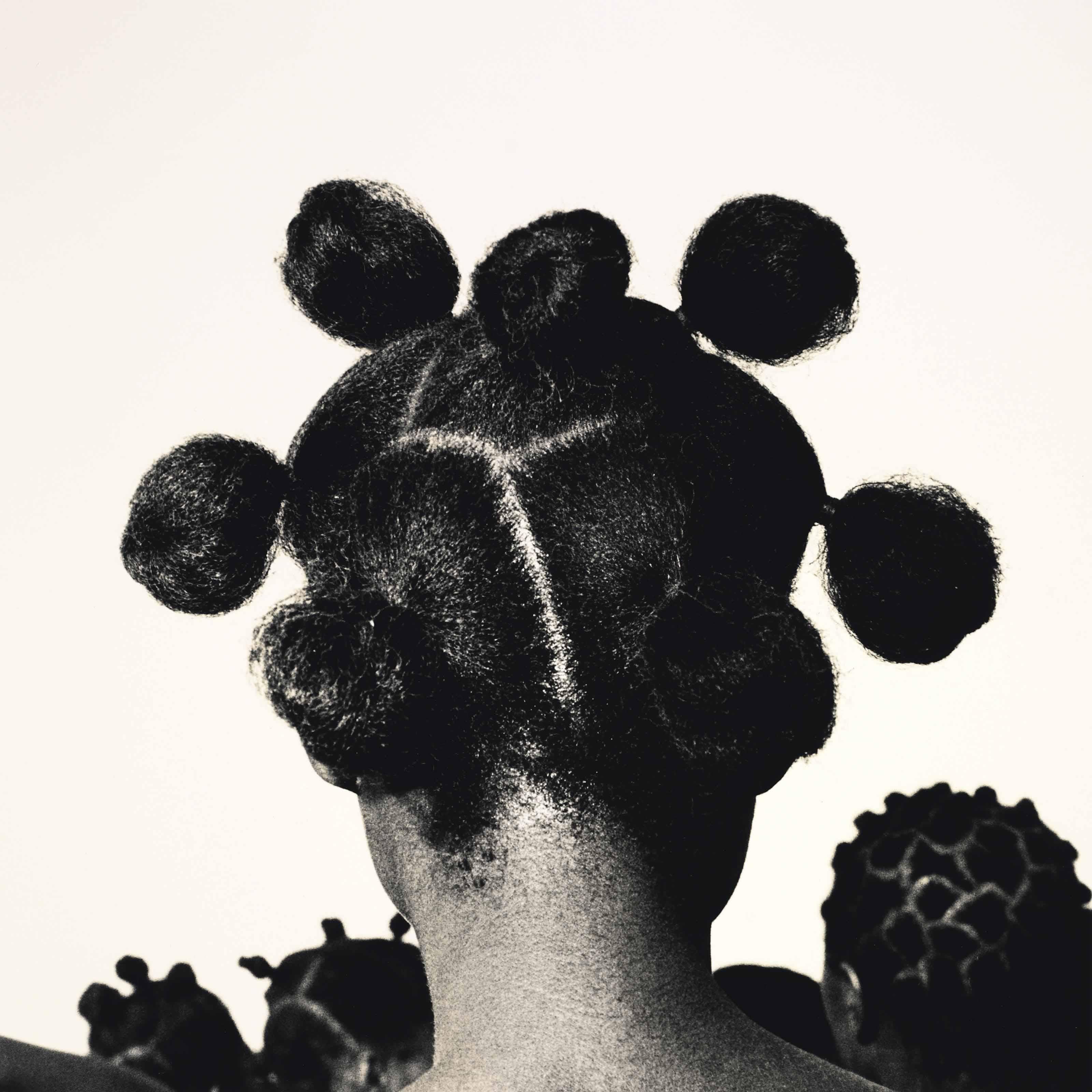 J. D. Okhai Ojeikere - Mkpuk Eba, 1974