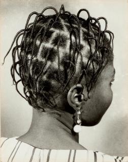 J.D. \'Okhai Ojeikere - Untitled