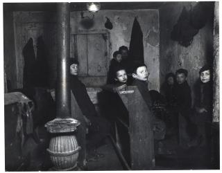 Jacob Riis - Talmud School in a Hester Street Tenement, 1888–1895