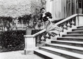 Jacques-Henri Lartigue - Ma cousine Bichonnade, 40 rue Cortambert, Paris