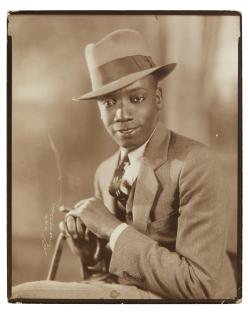 James Van Der Zee - Elegant young man with cigar, 1932