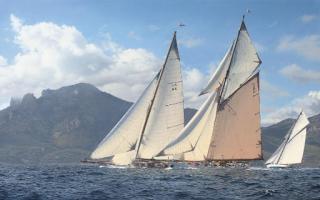 Jamie Medlin - Head to head: Cambria and Lulworth racing in the Régates Royales, Cannes, 2006