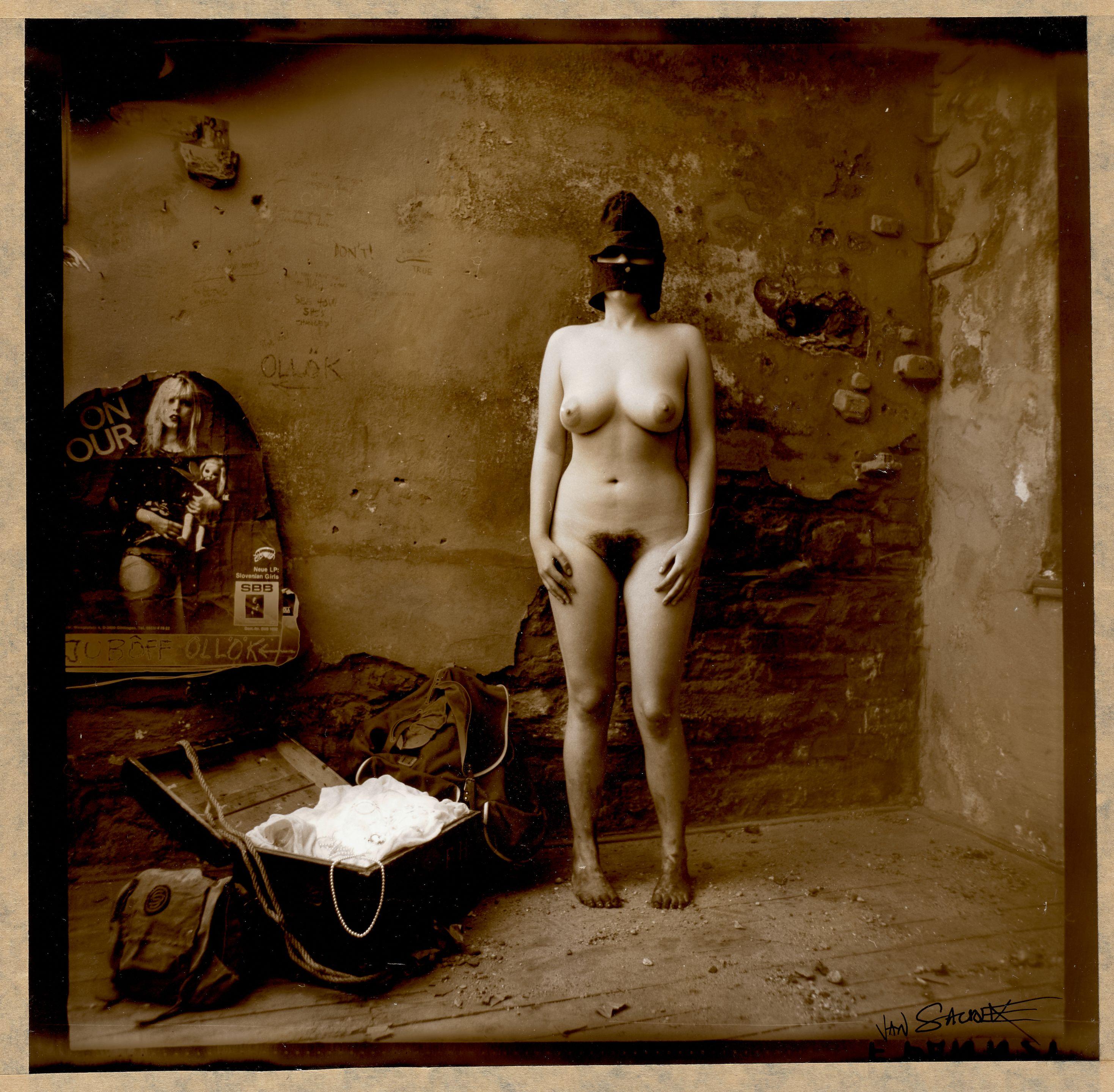 Jan Saudek - Selected Images (Ollök Railway Station) 2