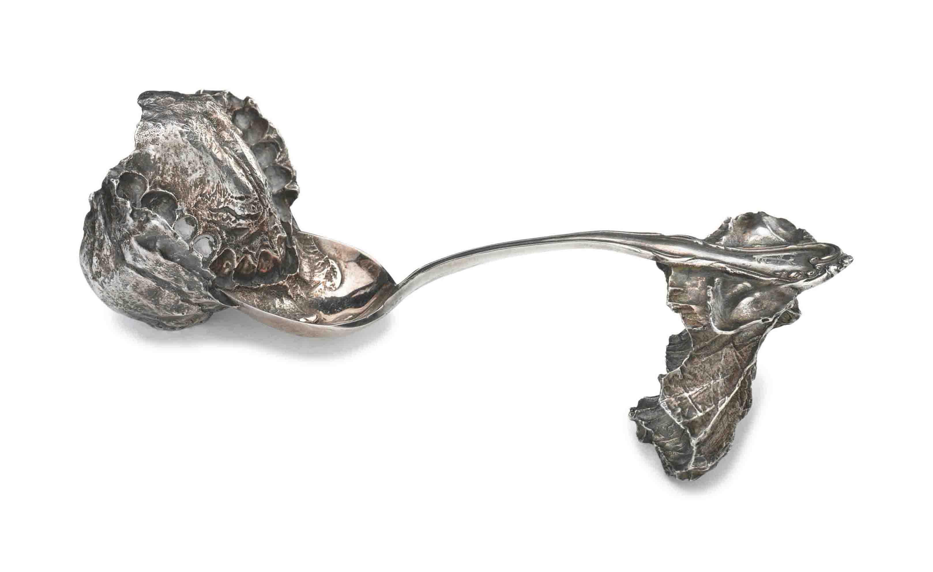 Janine Antoni - Umbilical