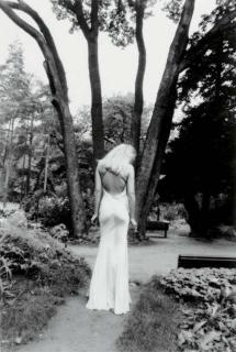 Jeanloup Sieff - Arielle Dombasle de Dos, Paris, 1987