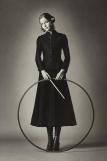 Jeanloup Sieff - Barbara, robe Yves Saint Laurent, Vogue, Paris, 1969