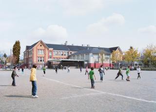 Jeff Wall - Schoolyard Vancouver