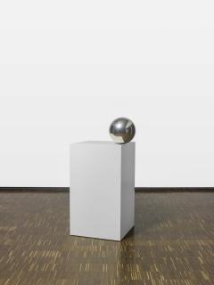 Jeppe Hein - Ball on Pedestal