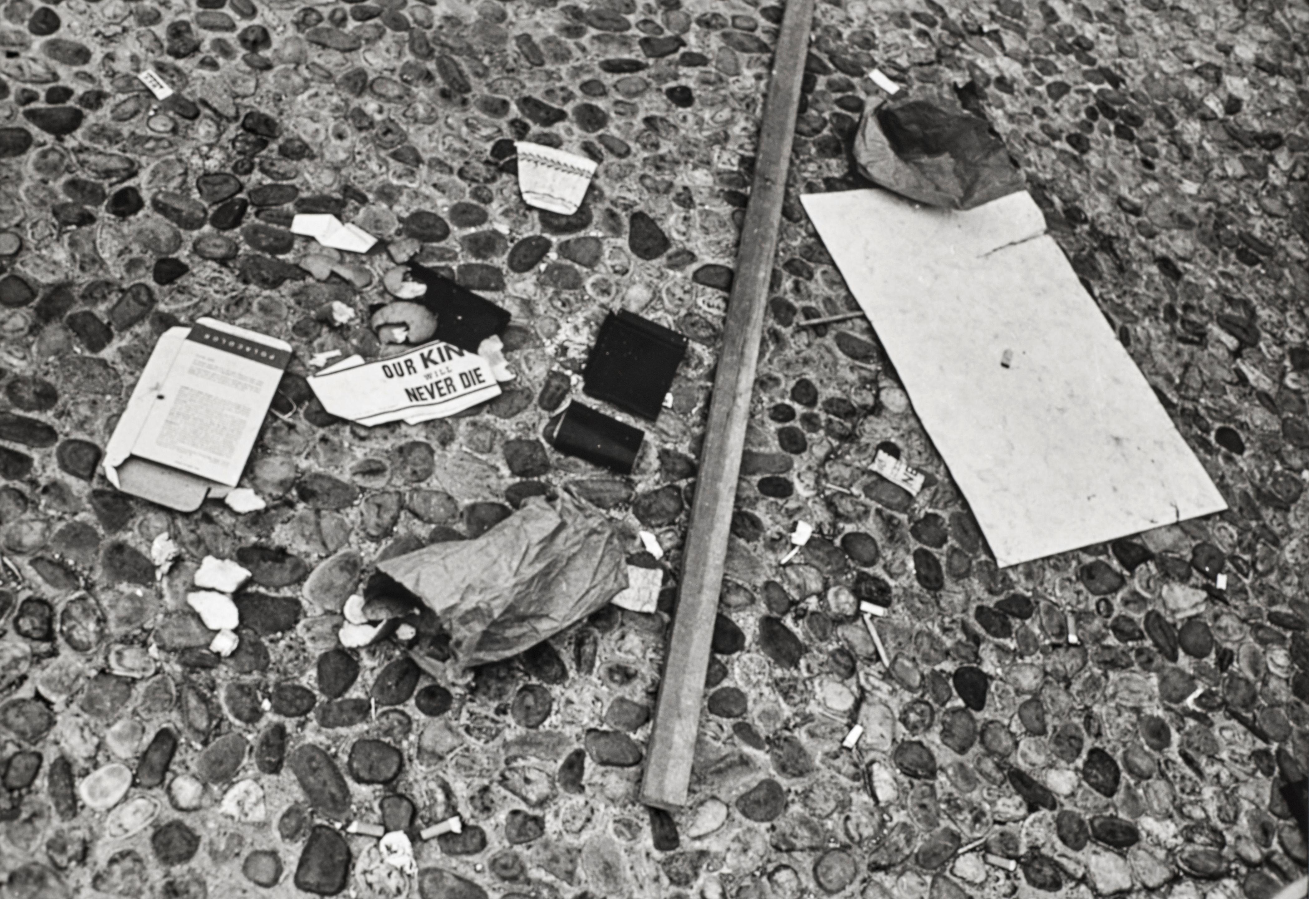 Jill Freedman - Untitled (\