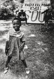 Jill Freedman - Untitled (Young girl in front of \