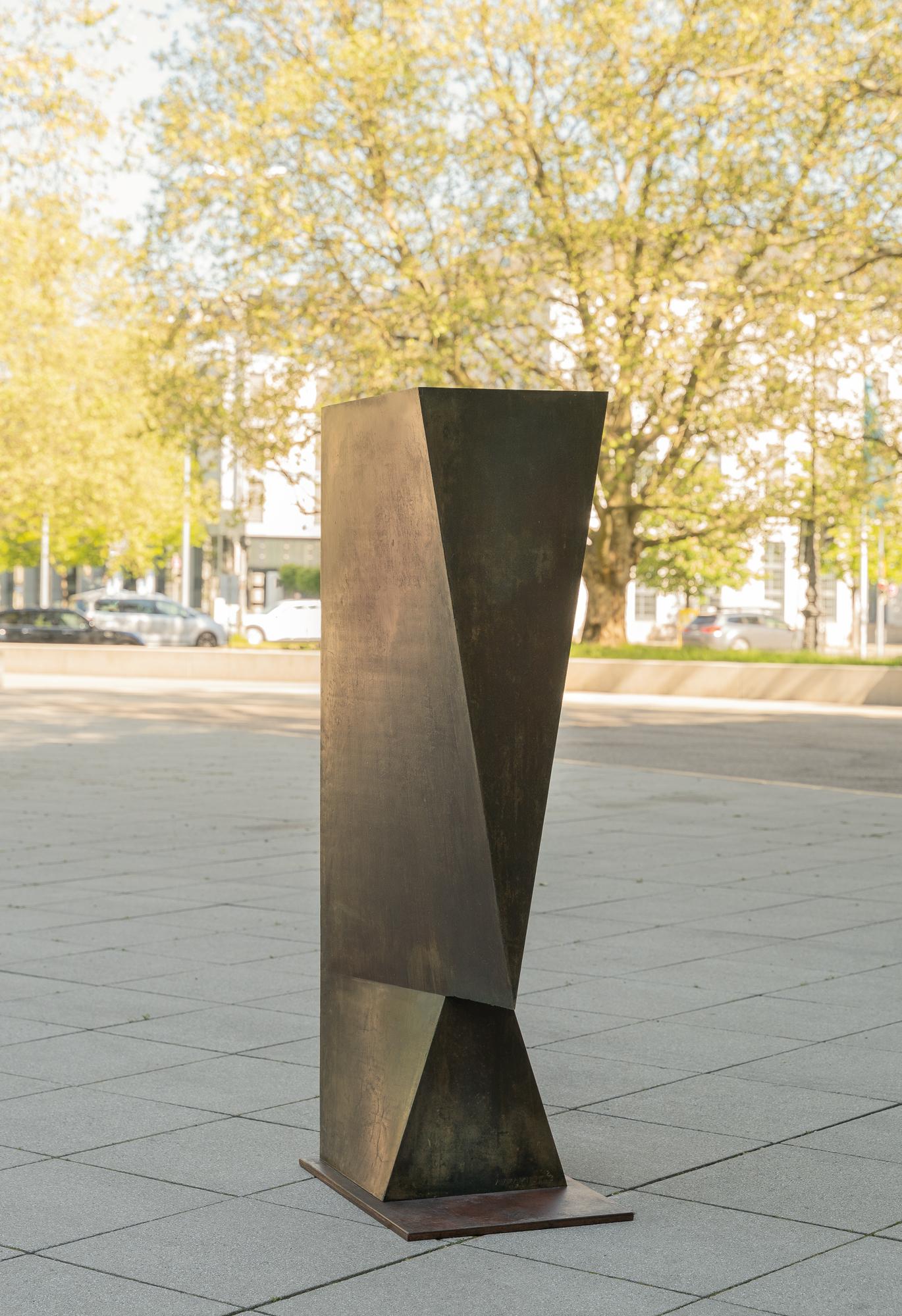 Joannis Avramidis - Kopf mit tiefenräumlichen Flächen I