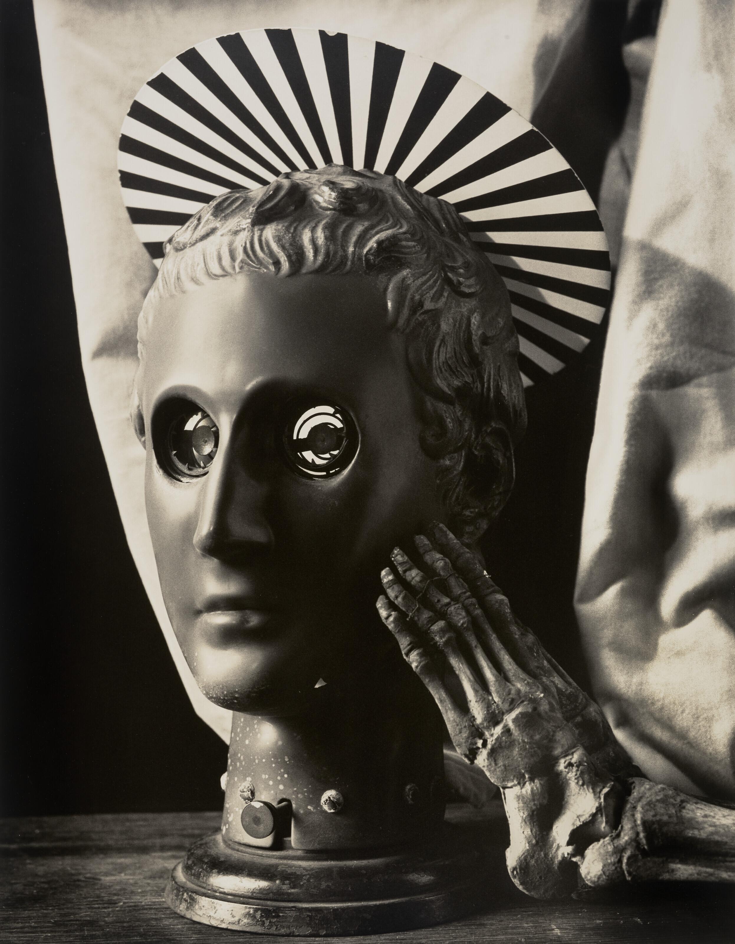 Joel-Peter Witkin - Vienna Eye Phantom, Philadelphia, 1990