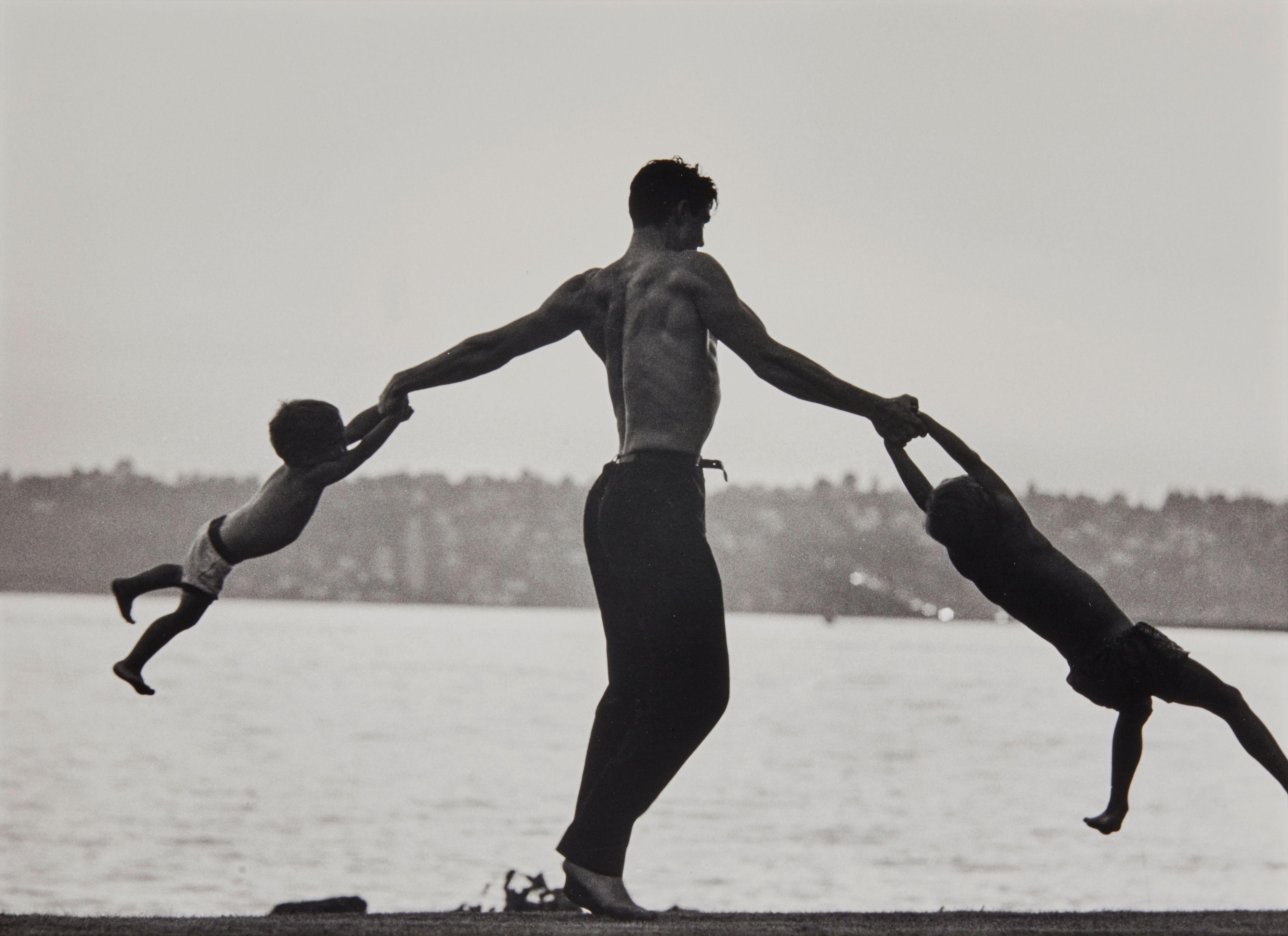 John Dominis - Jacques d\'Amboise Playing with His Children, Seattle, Washington