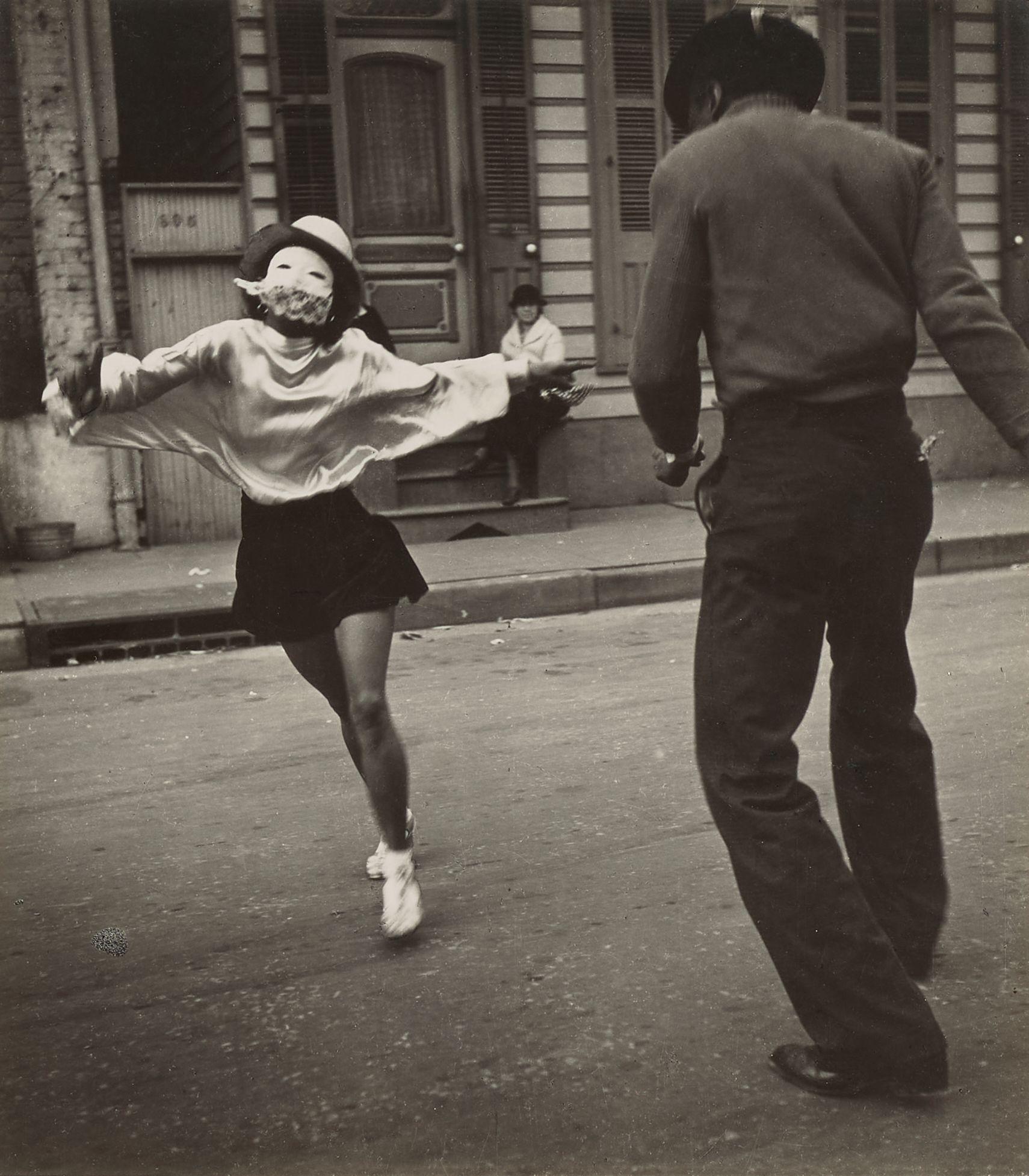 John Gutmann - \'Swing\' (\'Mardi Gras, New Orleans, La.\')