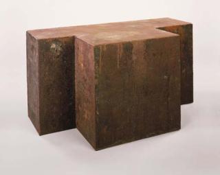 Joseph Beuys - Eisenkiste aus Vakuum--Masse