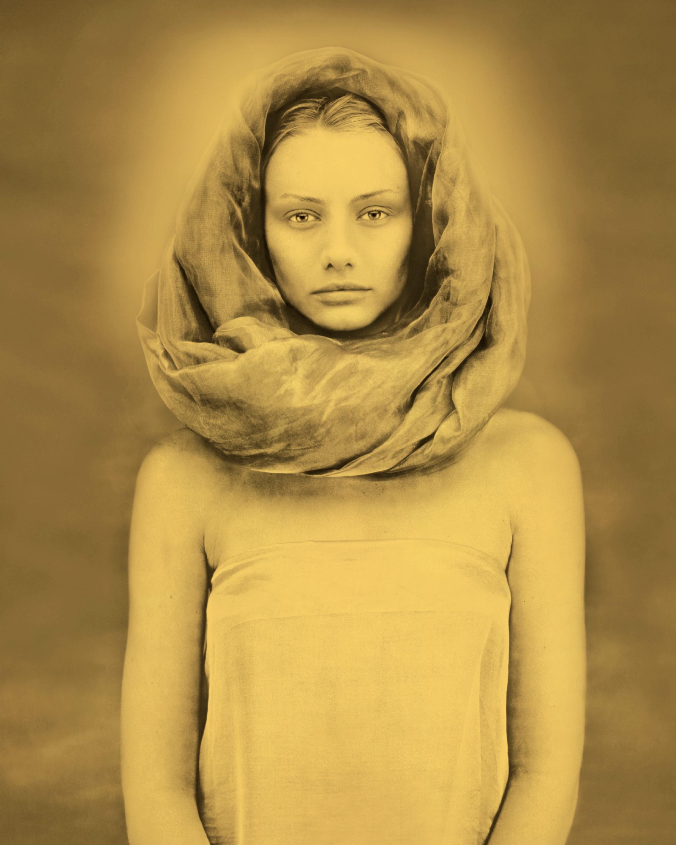 Joyce Tenneson - Luminous Being