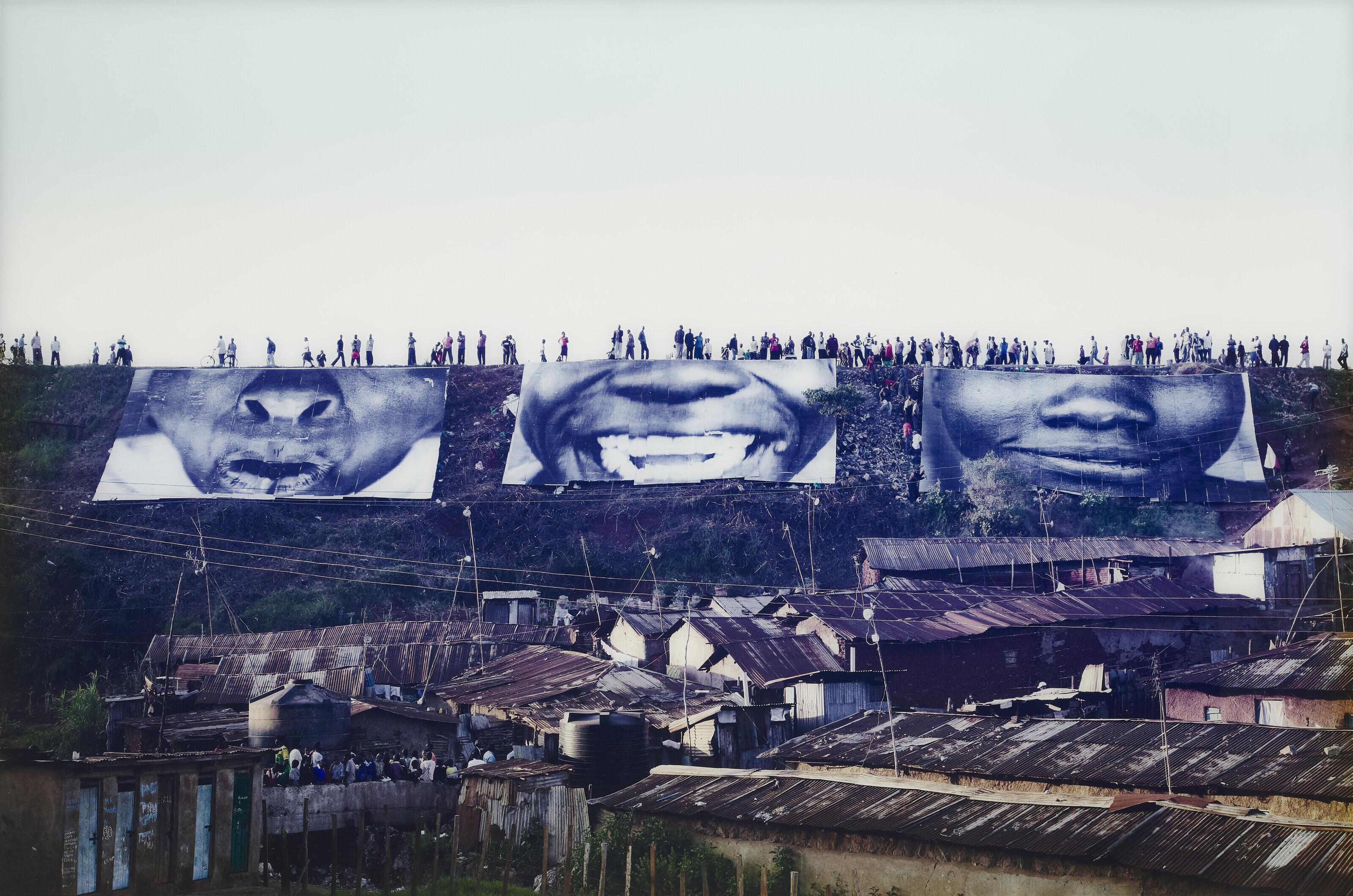 JR - 28 Millimeters: Women are Heroes, Action In Kibera Slum – No Train Passage – Kenya