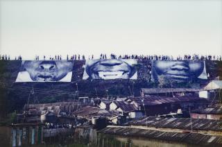 JR - 28 Millimeters: Women are Heroes, Action In Kibera Slum – No Train Passage – Kenya