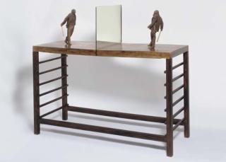 Juan Muñoz - Looking Backwards