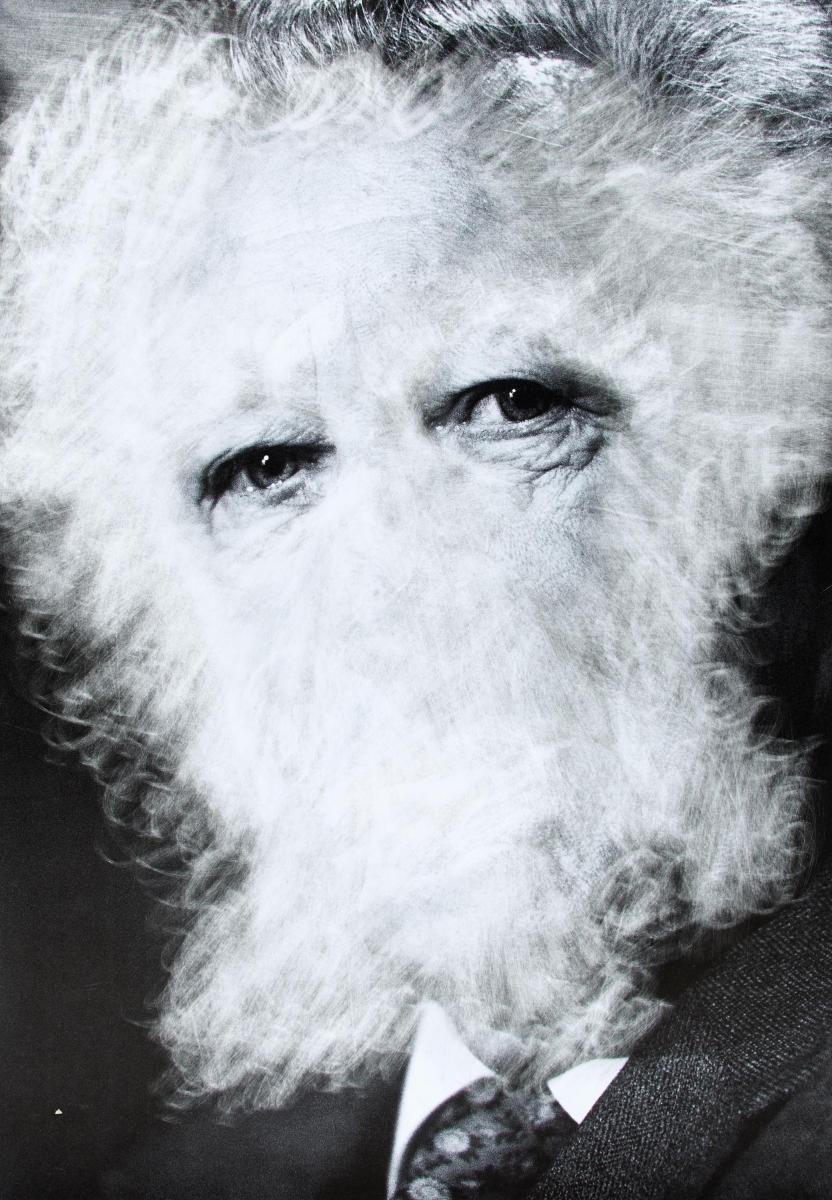 Jürgen von Dückerhoff - Konvolut von 4 Arbeiten (Portrait mit Bart und mit Netz, Bandage with Sculls, Mondmann-Variante)