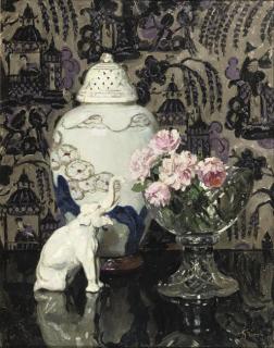Jules-Alexandre Grün - Still life with porcelain elephant and roses in a glass bowl