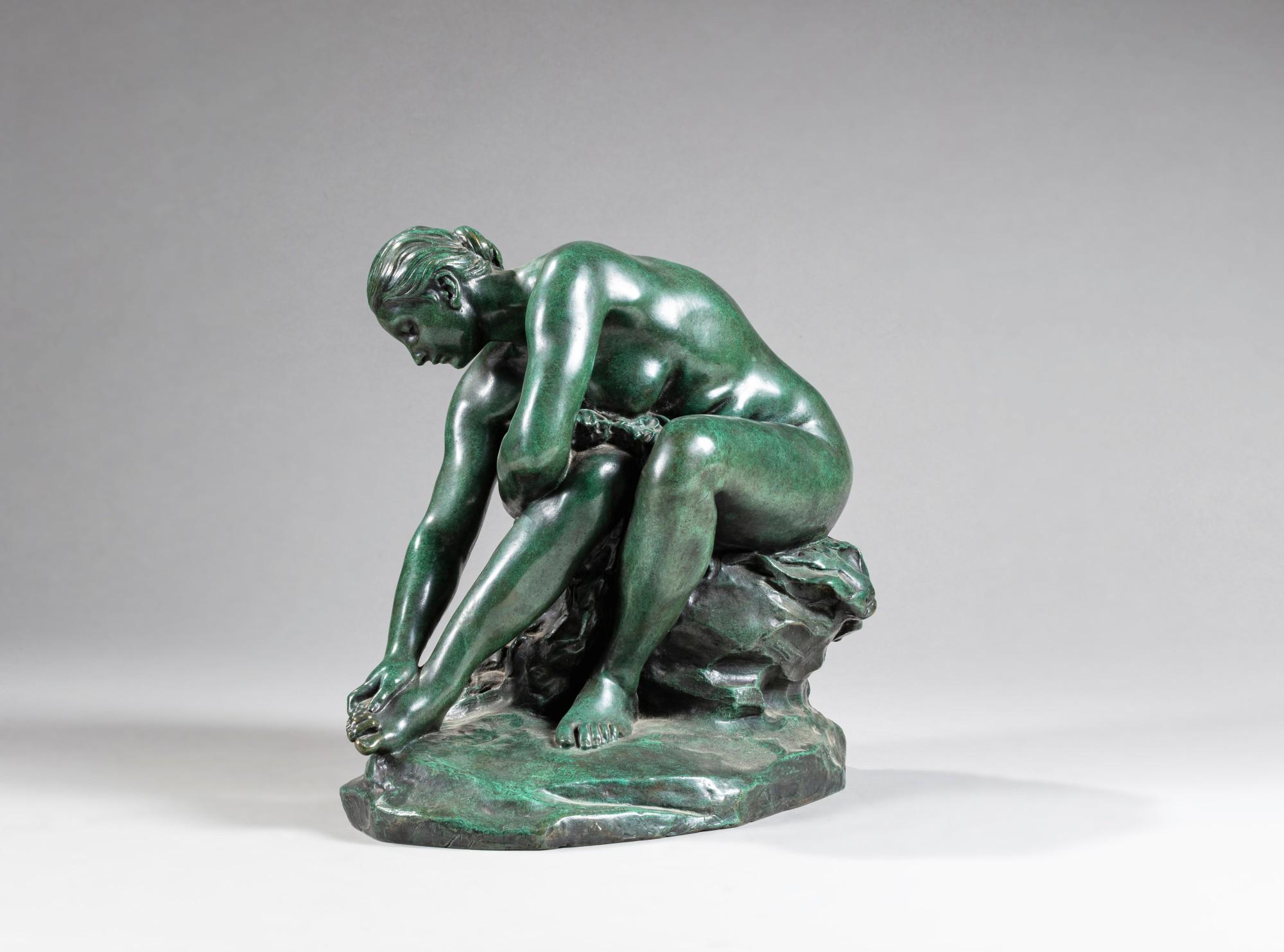 Jules Dalou - Baigneuse s\'essuyant le pied droit (Bather drying her right foot)