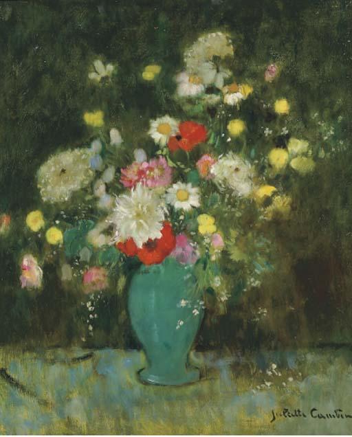 Juliette Cambier - Wild flowers in a green vase