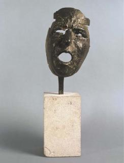 Julio González - Masque Montserrat criant