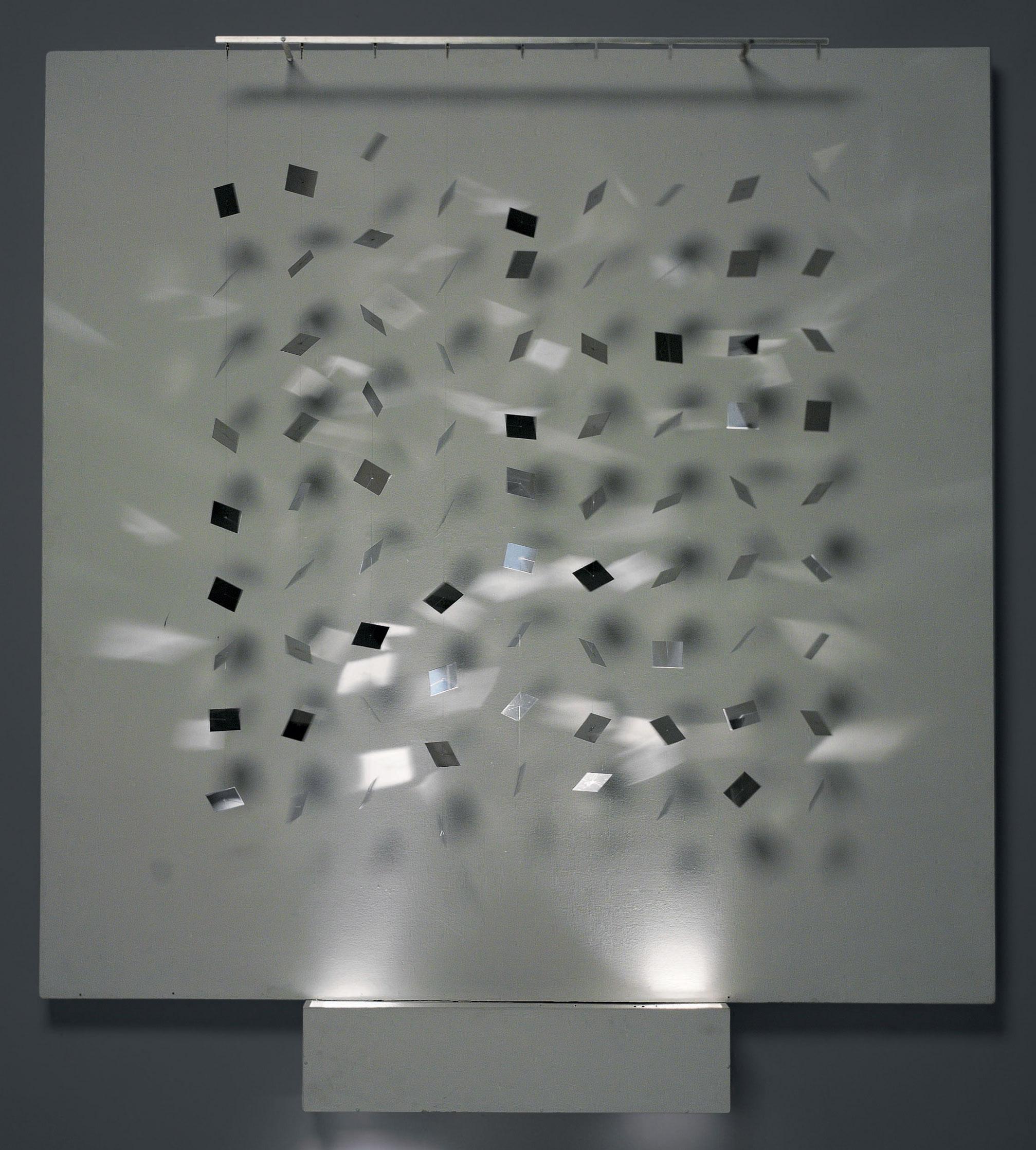 Julio Le Parc - Seuil de Perception, Continuel-lumiére-Mobile