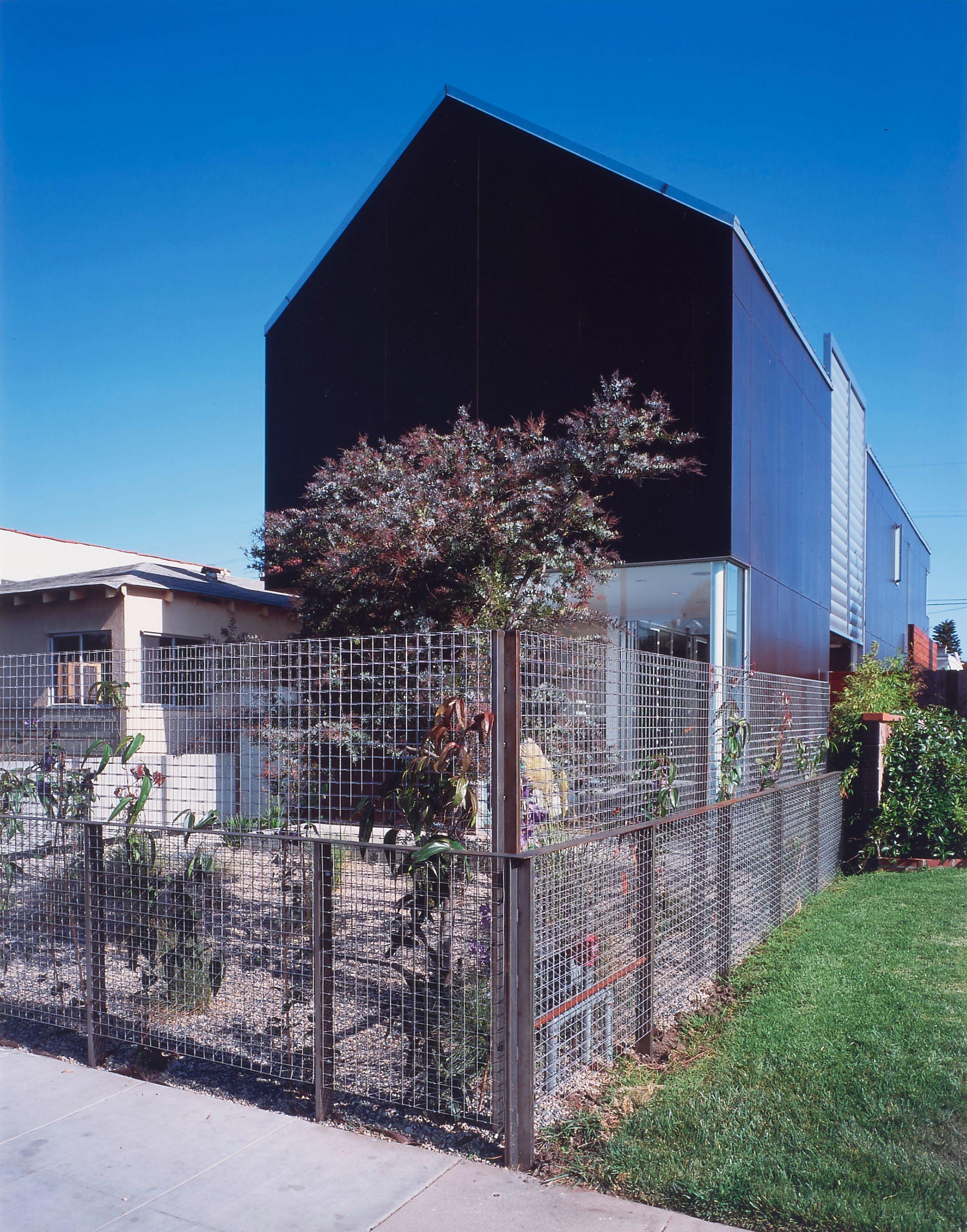 Julius Shulman - Set of Eleven Color Prints of The Coconut House