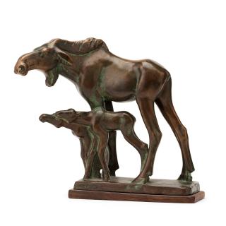 Jussi Mäntynen - Moose and calfs