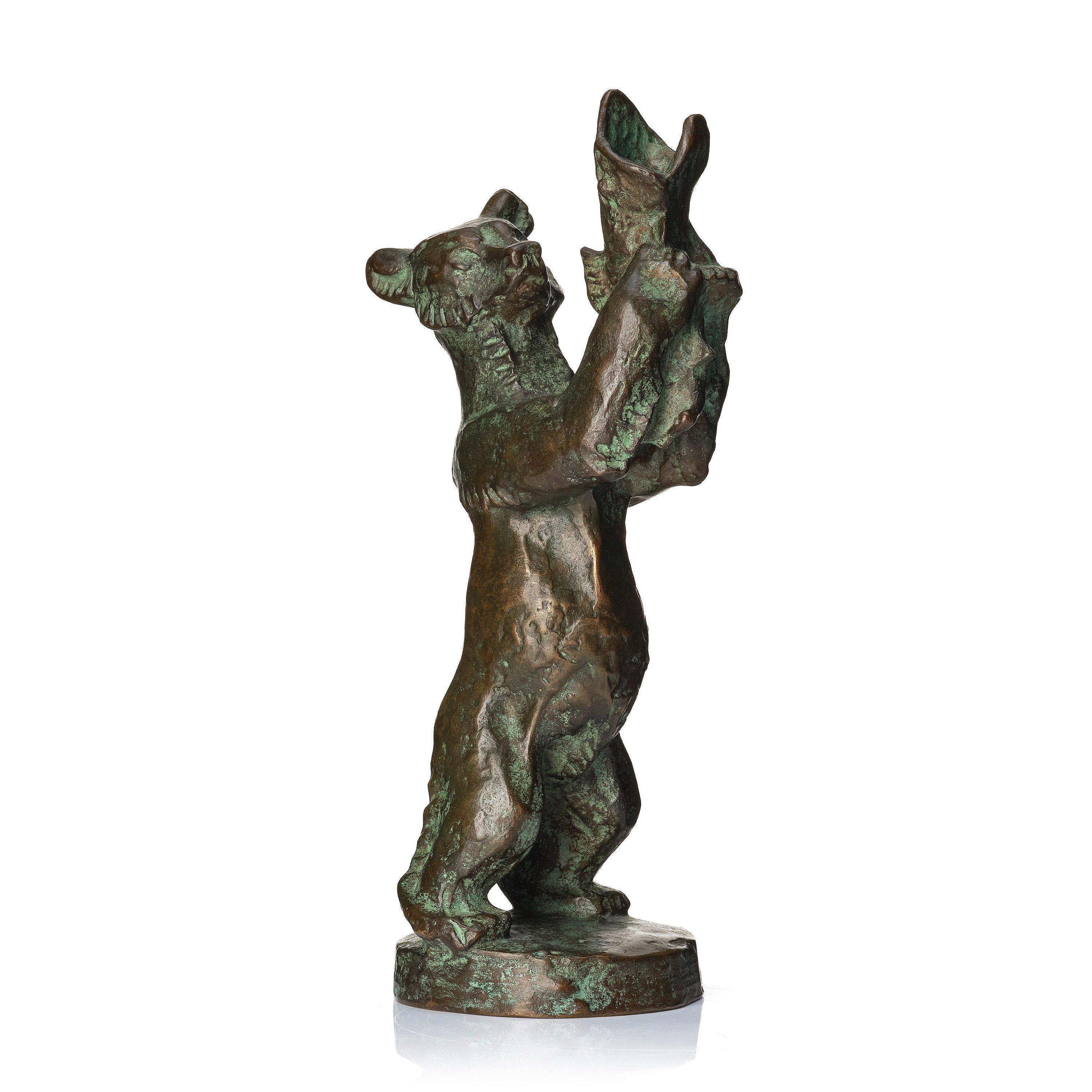 Jussi Mäntynen - The bearcub and the fish