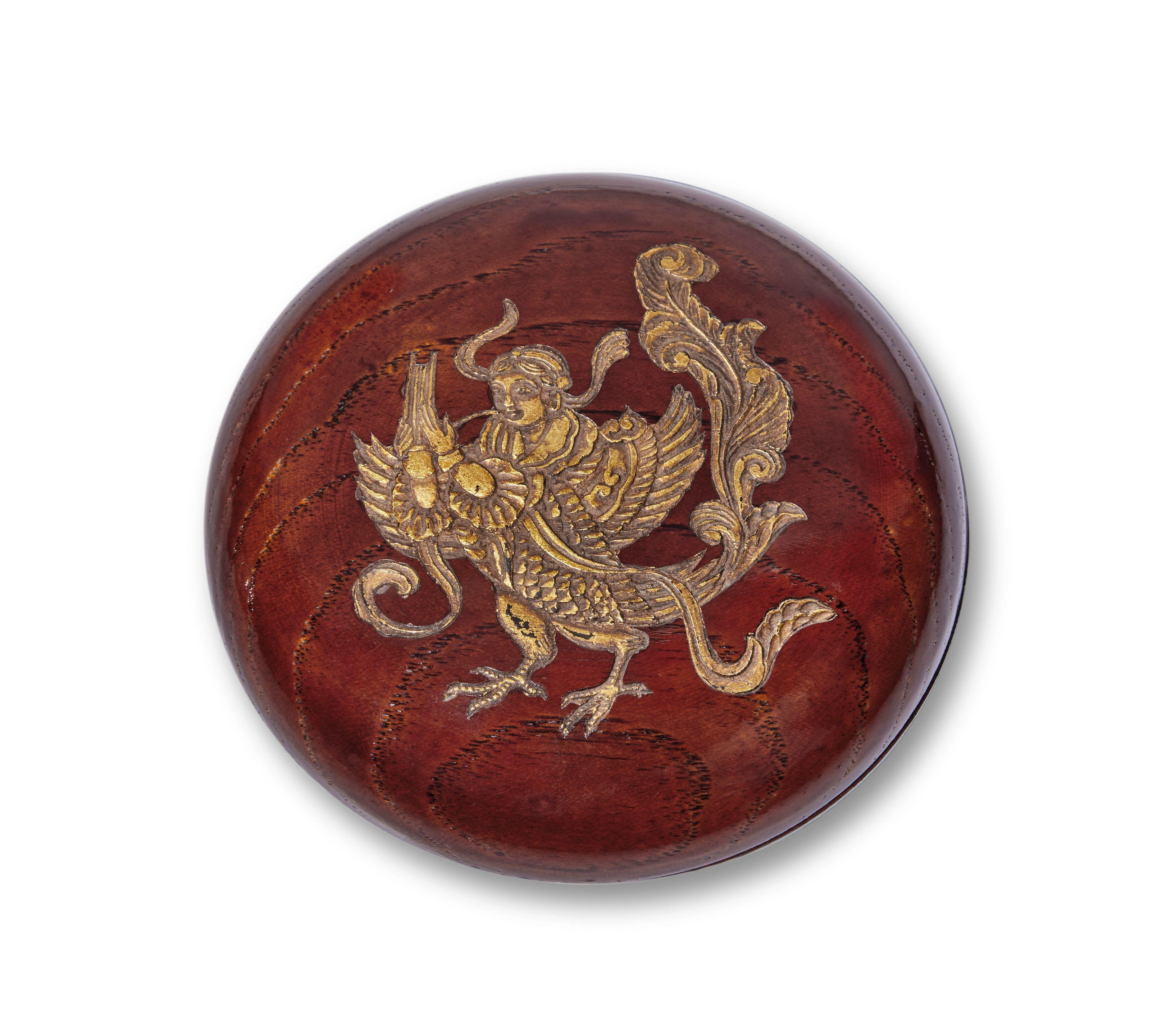 Kano Tessai - A Wood Kogo (Incense Container)