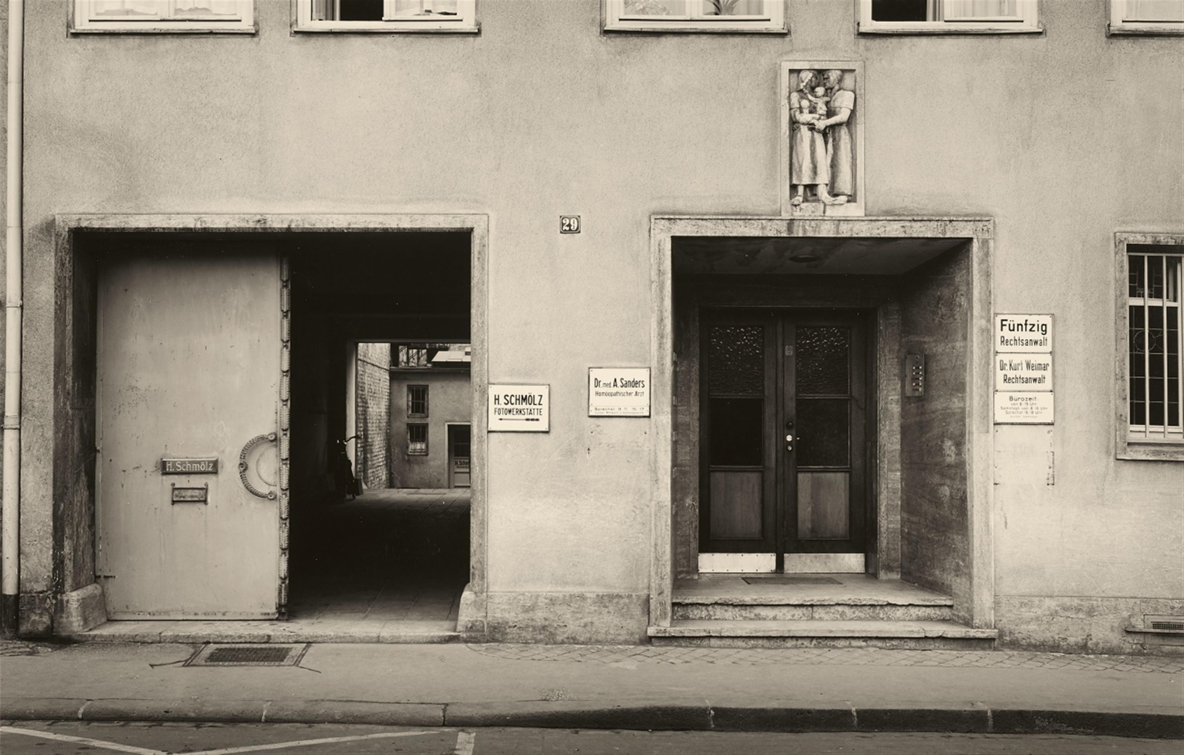 Karl Hugo Schmölz - Fotowerkstätte Hugo Schmölz, Klingelpütz 29, Köln