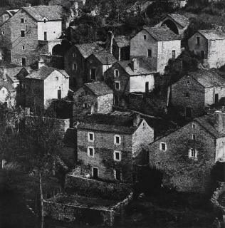 Karl Peters - »Dorf an der Tarnes. Cèvennes (Frankreich)»