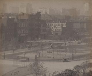 Karl Struss - East Side Playground 35th St. & 1st Ave New York, 1911