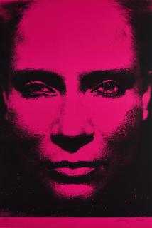 Katharina Sieverding - Die Sonne um Mitternacht schauen (7A/III/196/1973, monocrome-pink).